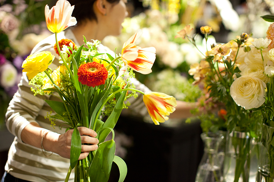 ライフデコイベントワークス76－表参道の花屋 LIFEDECO flower works