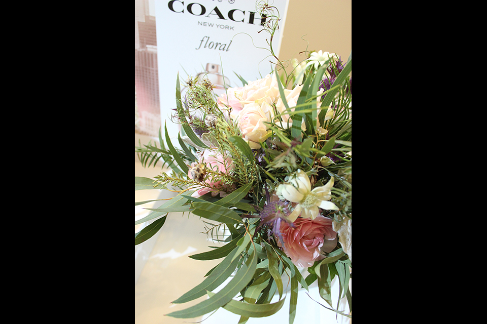 ライフデコイベントワークス102－表参道の花屋 LIFEDECO flower works