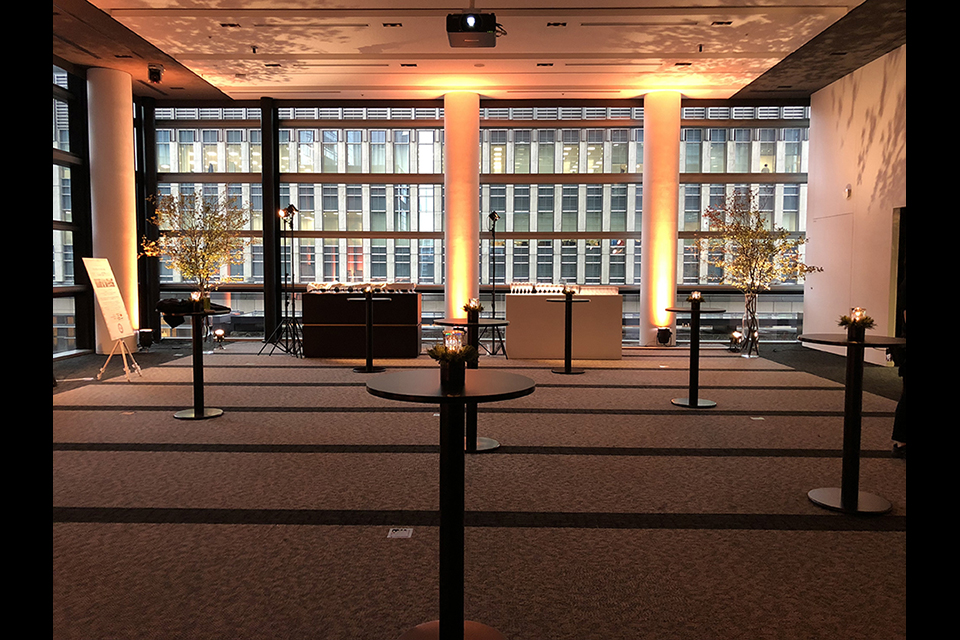 ライフデコイベントワークス132－表参道の花屋 LIFEDECO flower works