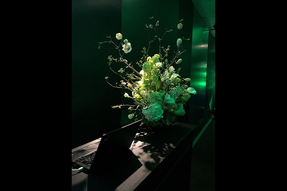 ライフデコイベントワークス155－表参道の花屋 LIFEDECO flower works