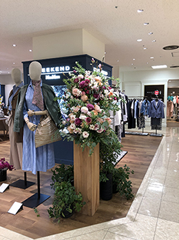 サムネイル　ライフデコイベントワークス137－表参道の花屋 LIFEDECO flower works