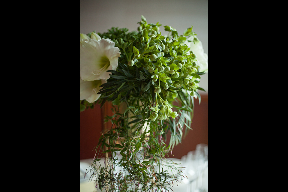 シャングリラホテル 結婚式 ウェディングフラワー09ウェディングフェア－表参道の花屋 LIFEDECO flower works