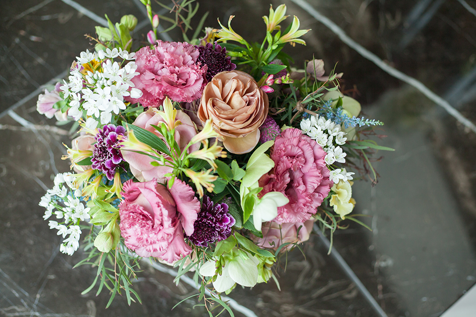 シャングリラホテル 結婚式 ウェディングフラワー47ウェディングフェア－表参道の花屋 LIFEDECO flower works