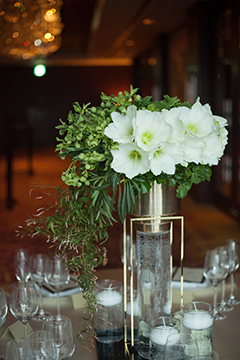 サムネイル　シャングリラホテル 結婚式 ウェディングフラワー08ウェディングフェア－表参道の花屋 LIFEDECO flower works
