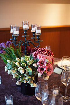 サムネイル　シャングリラホテル 結婚式 ウェディングフラワー16ウェディングフェア－表参道の花屋 LIFEDECO flower works