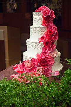 サムネイル　シャングリラホテル 結婚式 ウェディングフラワー31ウェディングフェア－表参道の花屋 LIFEDECO flower works